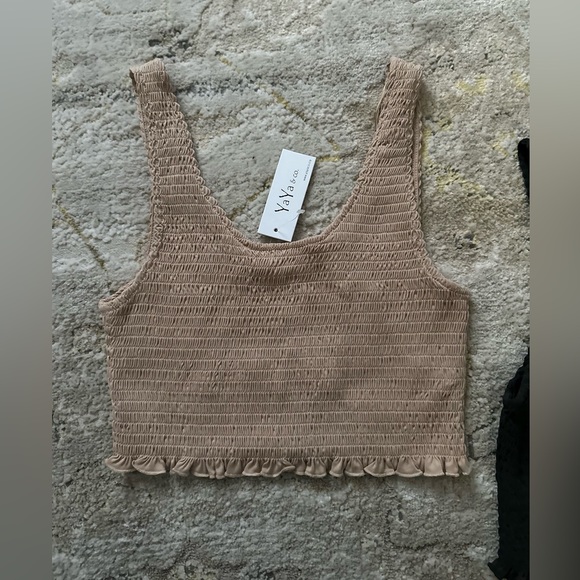 Set of Smocked Tank Tops - New! - Picture 4 of 6